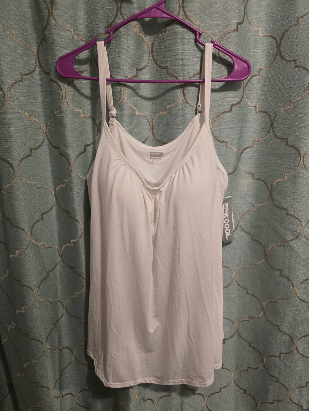 32° Heat Cool White Tank Top NWT Women's 2XL Built In Bra Adjustable Straps
